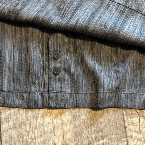 HAGGAR dress Shirt- size XXL - Picture 5 of 6